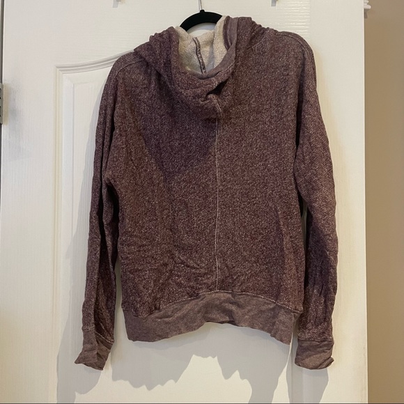 TNA sweater - Picture 2 of 2